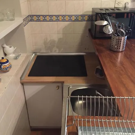 Lantställe Olivas *